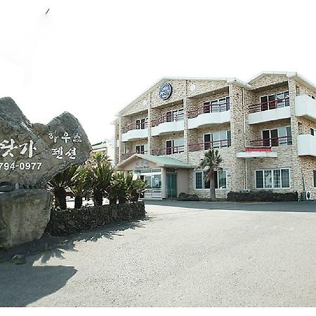 Seaside House Pension Seogwipo Exterior foto
