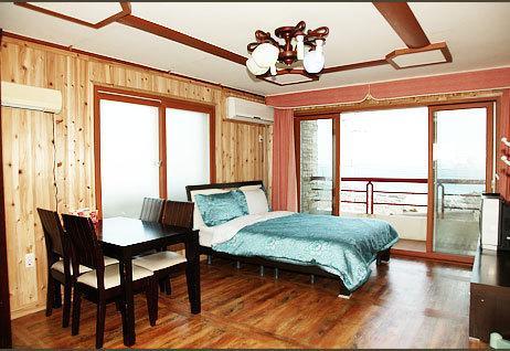 Seaside House Pension Seogwipo Quarto foto